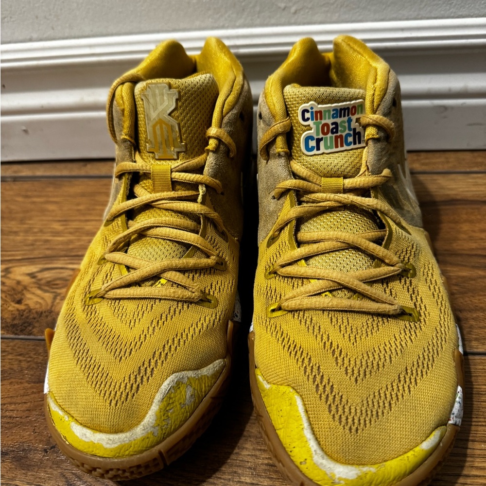 Rare Nike Kyrie 4 GS Cinnamon Toast Crunch